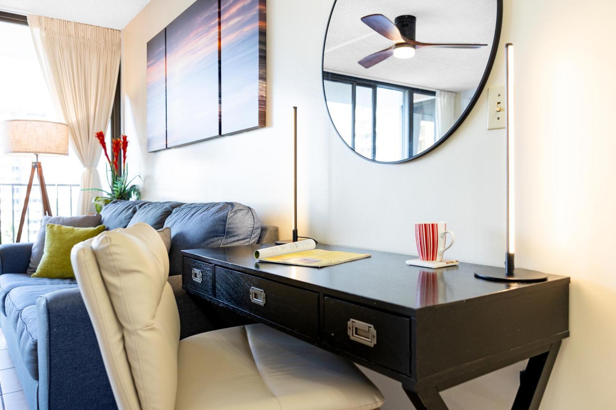 Cozy Waikiki Getaway, Stroll To Beach With Free Parking Honolulu Eksteriør billede