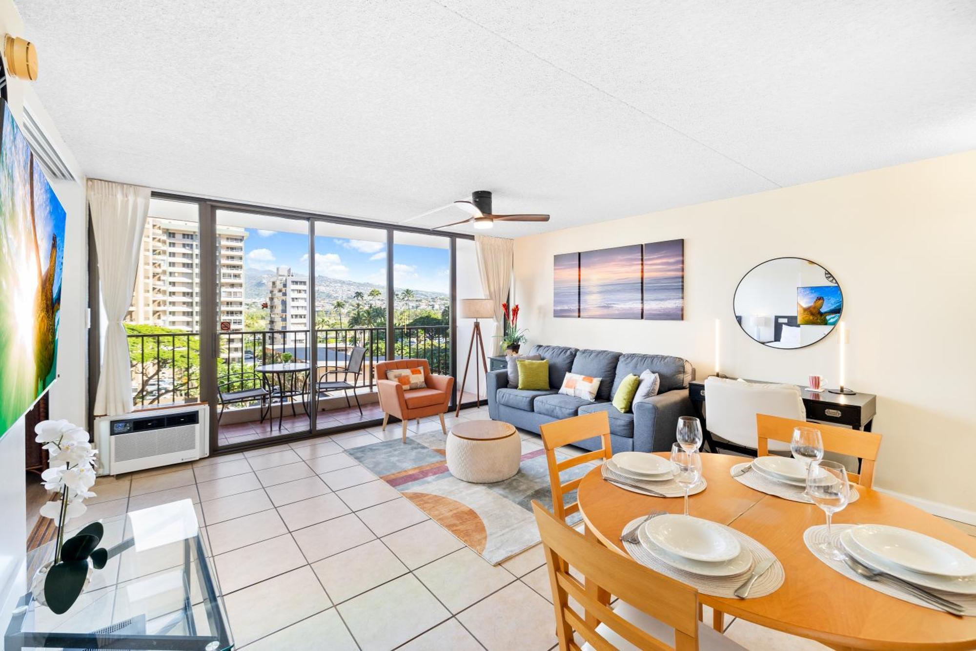 Cozy Waikiki Getaway, Stroll To Beach With Free Parking Honolulu Eksteriør billede