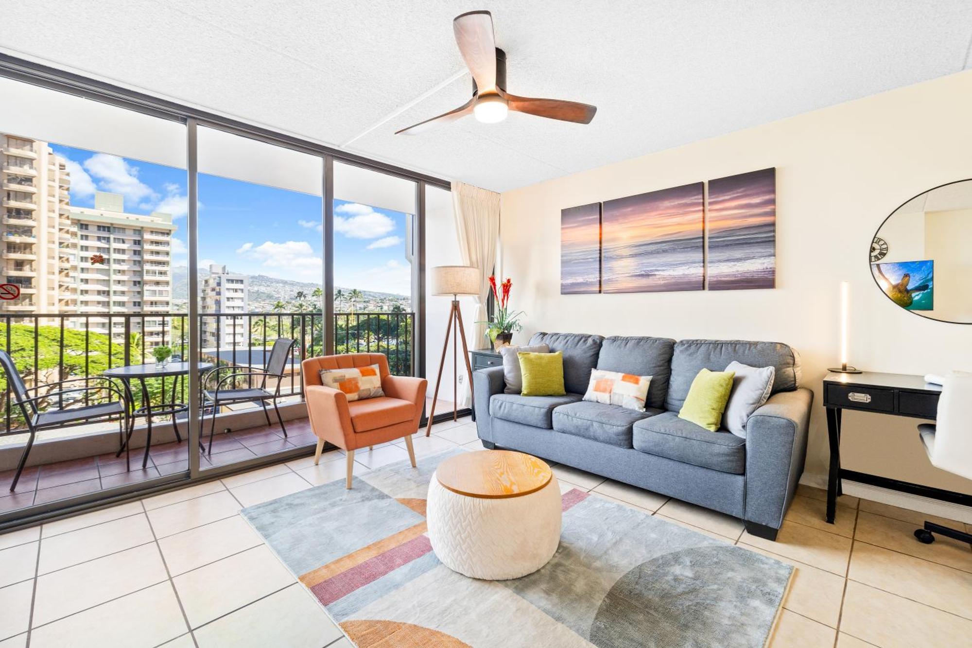 Cozy Waikiki Getaway, Stroll To Beach With Free Parking Honolulu Eksteriør billede