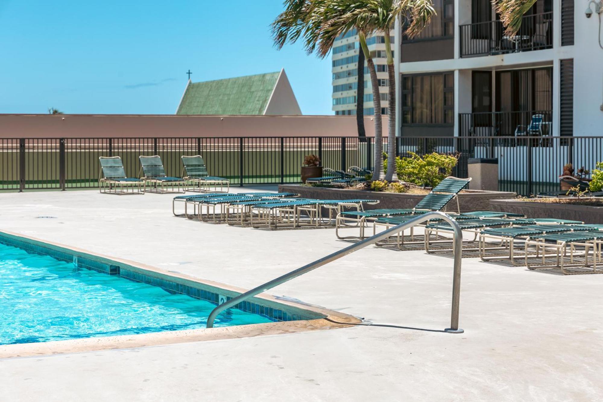 Cozy Waikiki Getaway, Stroll To Beach With Free Parking Honolulu Eksteriør billede
