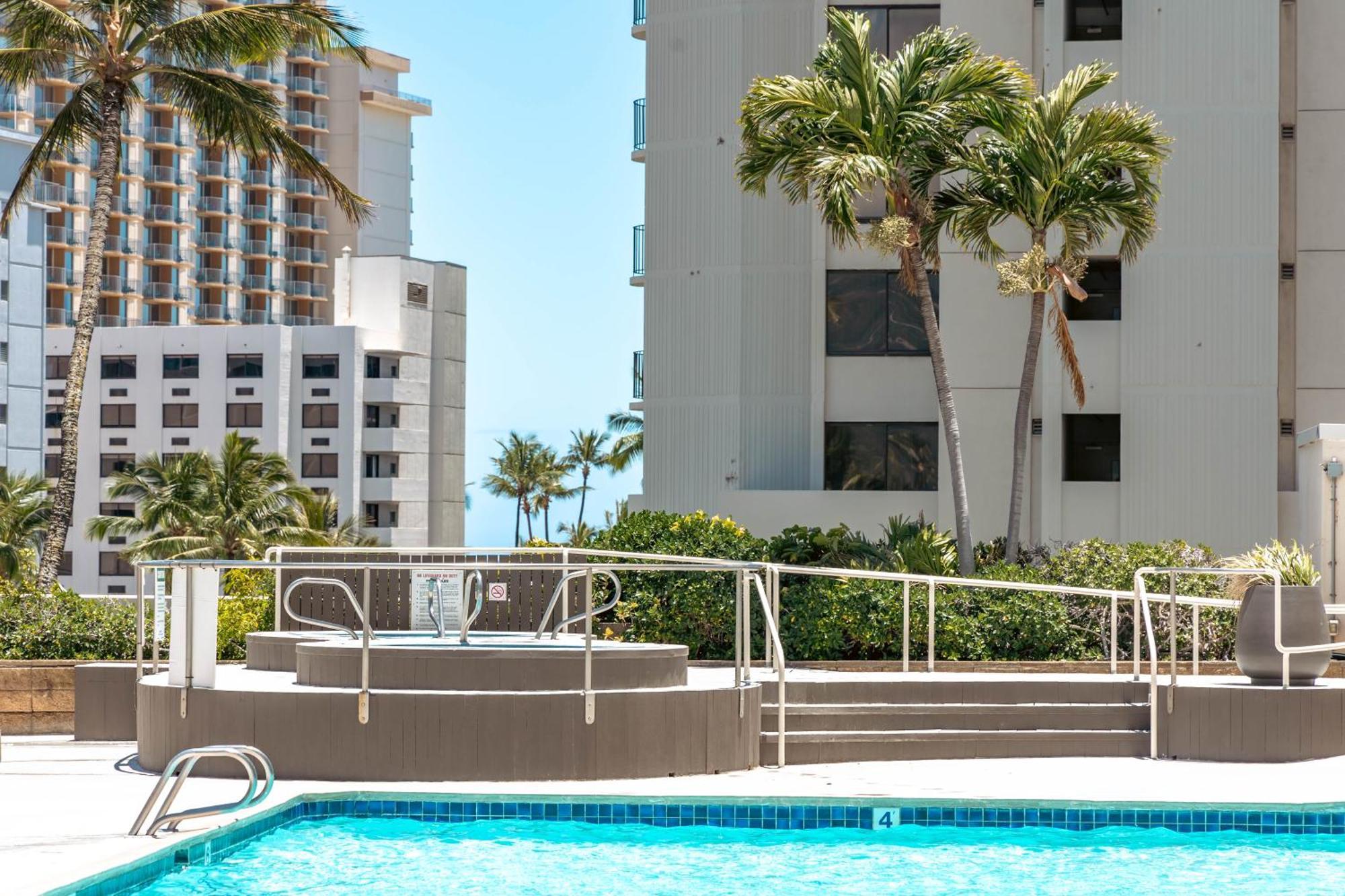 Cozy Waikiki Getaway, Stroll To Beach With Free Parking Honolulu Eksteriør billede