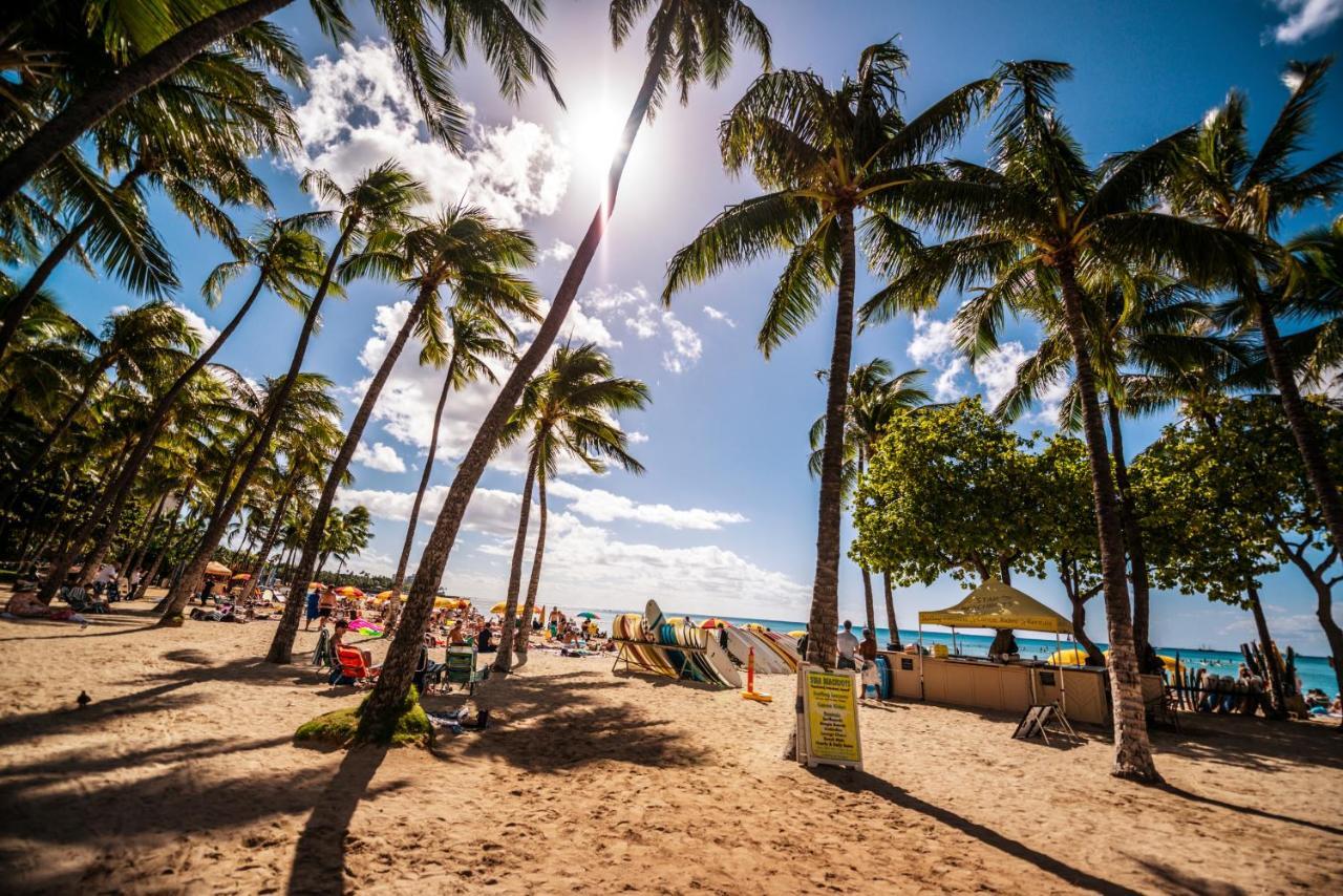 Cozy Waikiki Getaway, Stroll To Beach With Free Parking Honolulu Eksteriør billede